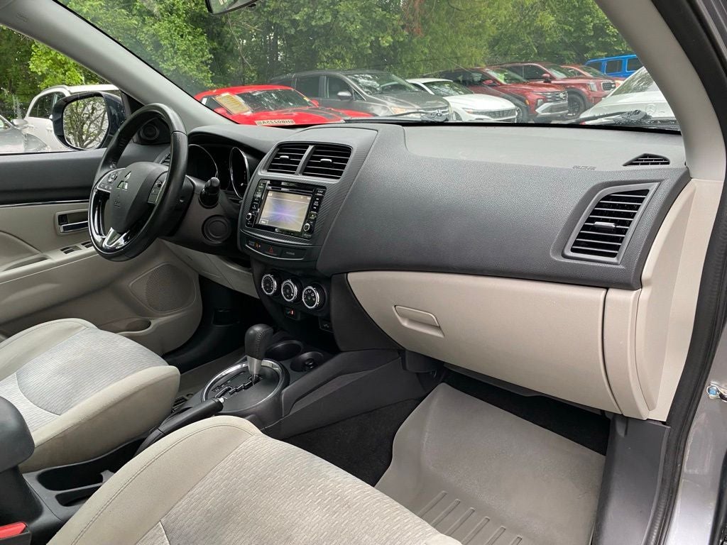 2017 Mitsubishi Outlander Sport SE LOW MILES!!!