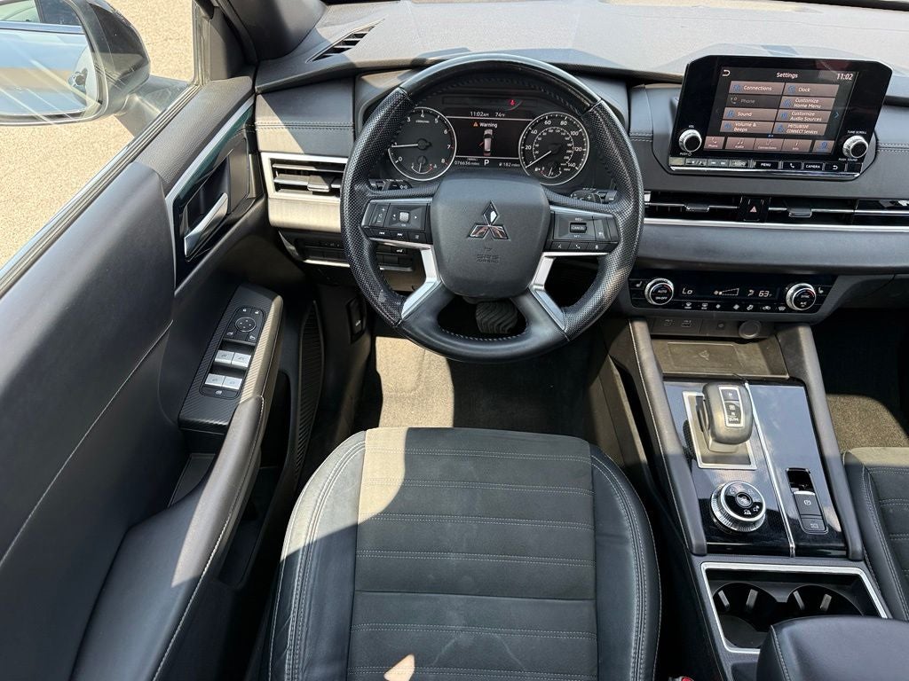 2022 Mitsubishi Outlander Black Edition