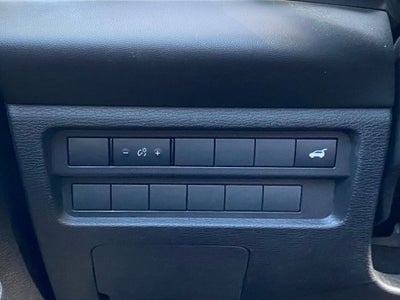 2022 Mitsubishi Outlander SE LOW MILES