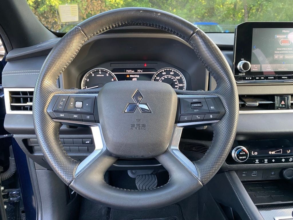 2022 Mitsubishi Outlander SE LOW MILES