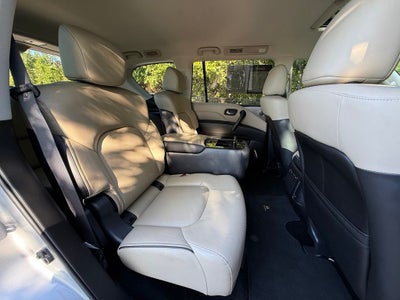 2022 INFINITI QX80 Premium Select