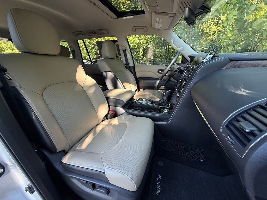 2022 INFINITI QX80 Premium Select