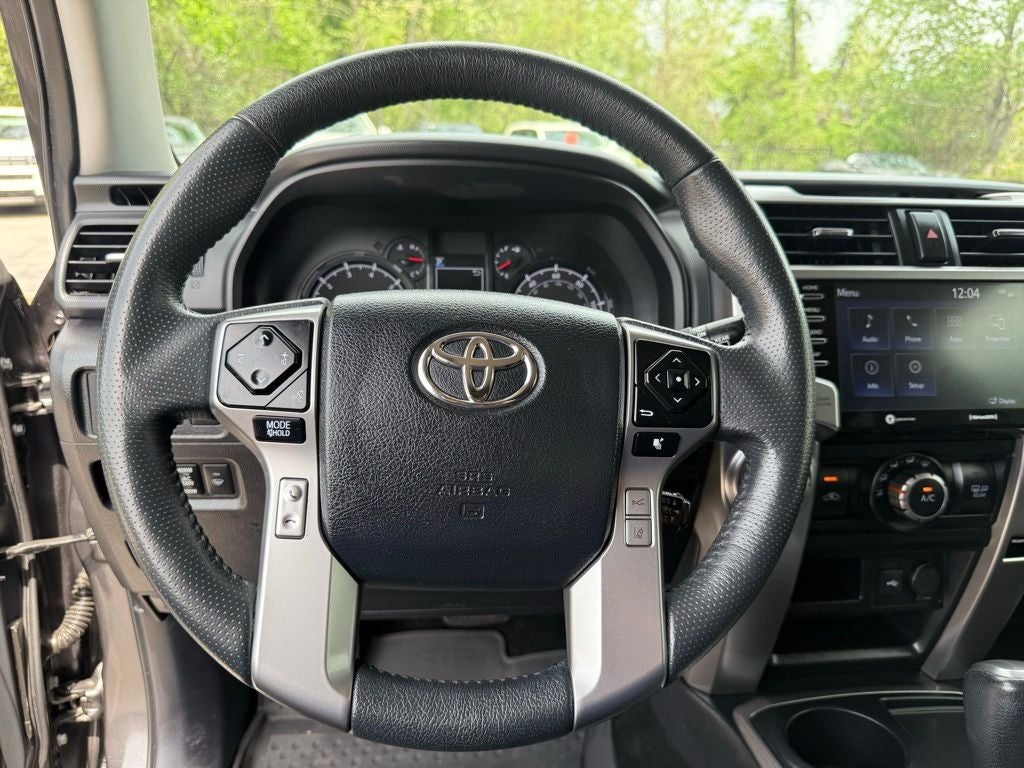 2023 Toyota 4Runner SR5 CARPLAY