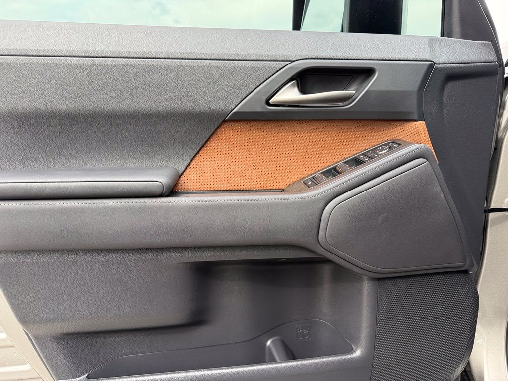 2026 Lexus GX 550 Premium+ - LIFTED! / 4WD / SUNROOF / CAPTAIN'S CHAIRS