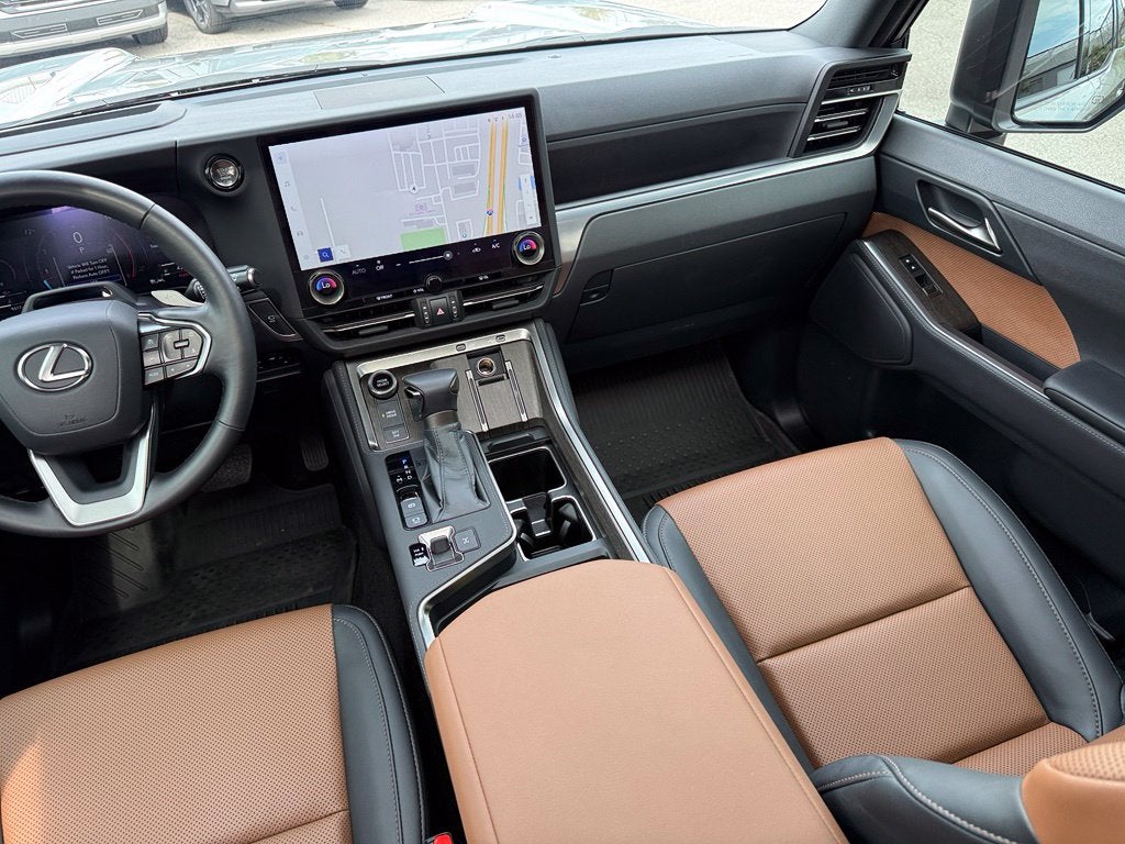 2026 Lexus GX 550 Premium+ - LIFTED! / 4WD / SUNROOF / CAPTAIN'S CHAIRS