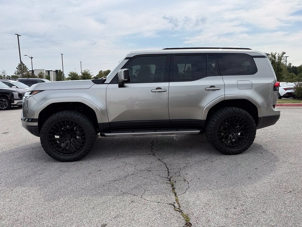 2026 Lexus GX 550 Premium+ - LIFTED! / 4WD / SUNROOF / CAPTAIN'S CHAIRS