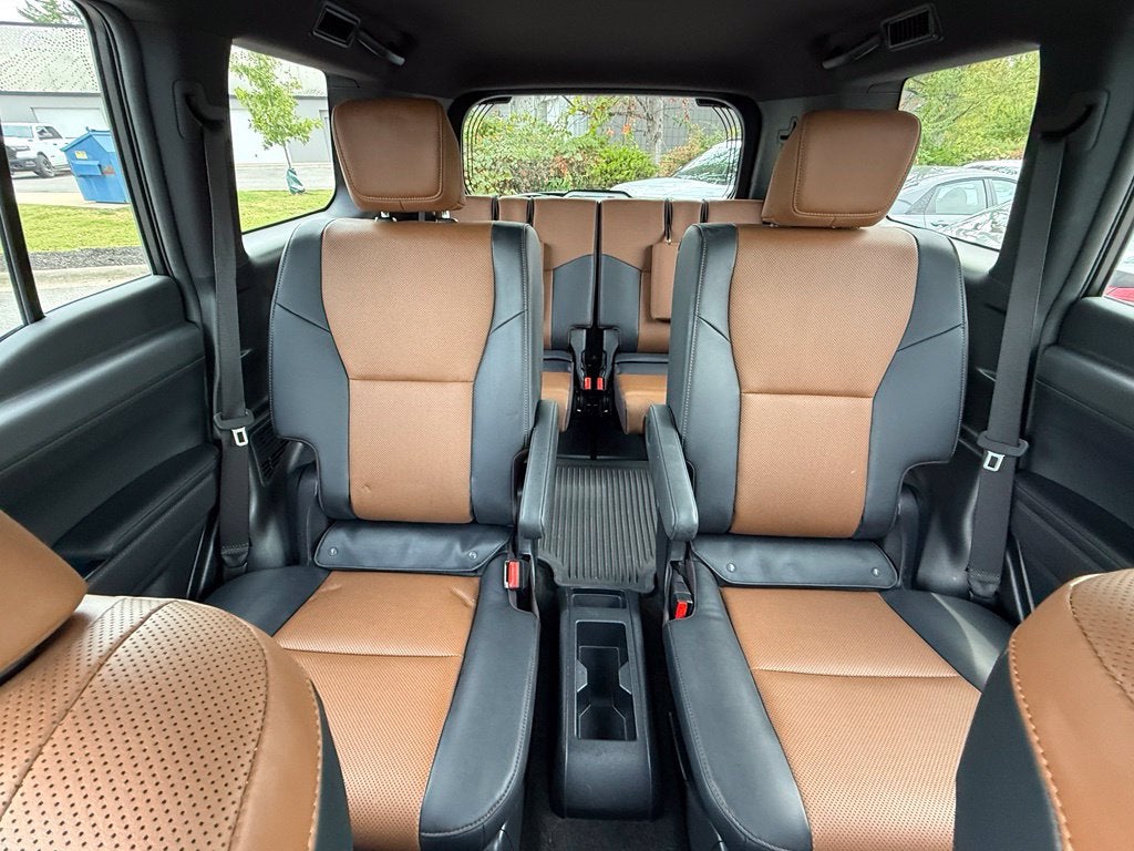 2026 Lexus GX 550 Premium+ - LIFTED! / 4WD / SUNROOF / CAPTAIN'S CHAIRS