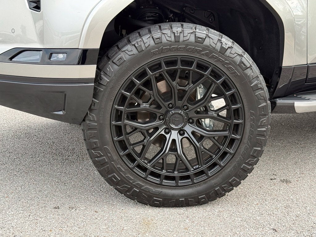 2026 Lexus GX 550 Premium+ - LIFTED! / 4WD / SUNROOF / CAPTAIN'S CHAIRS