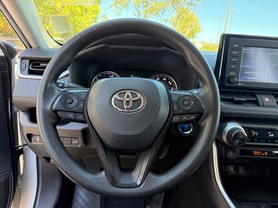 2022 Toyota RAV4 Hybrid XLE - AWD | SUNROOF | CLEAN CARFAX