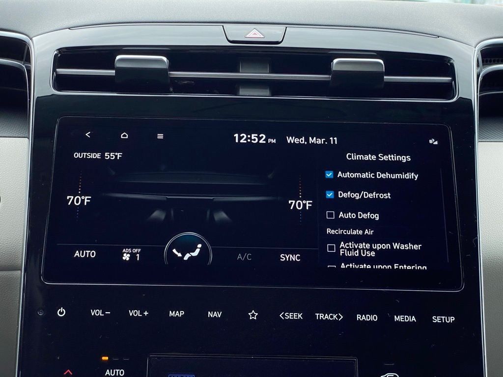 2024 Hyundai Tucson Hybrid Blue Apple CarPlay / Android Auto / Tow Hitch / Heated