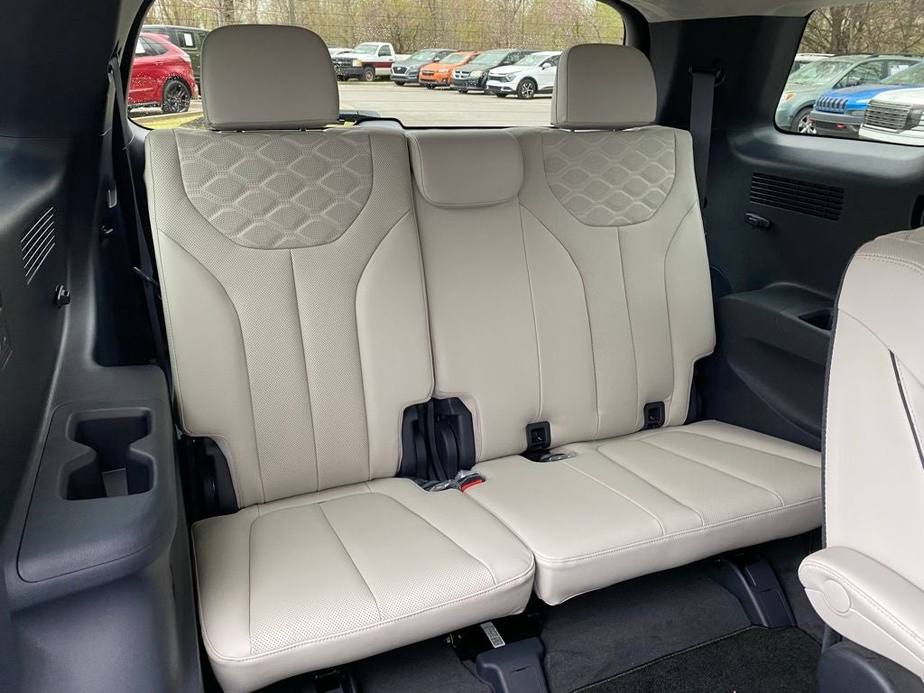 2022 Hyundai Palisade Calligraphy RARE COLOR