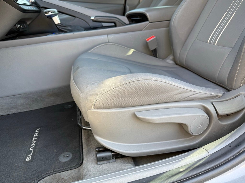 2024 Hyundai Elantra SEL ONE OWNER CAR FAX