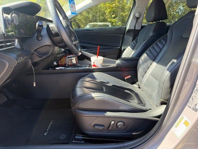 2024 Hyundai Elantra Limited - HYUNDAI CPO / CLEAN CARFAX / SUNROOF