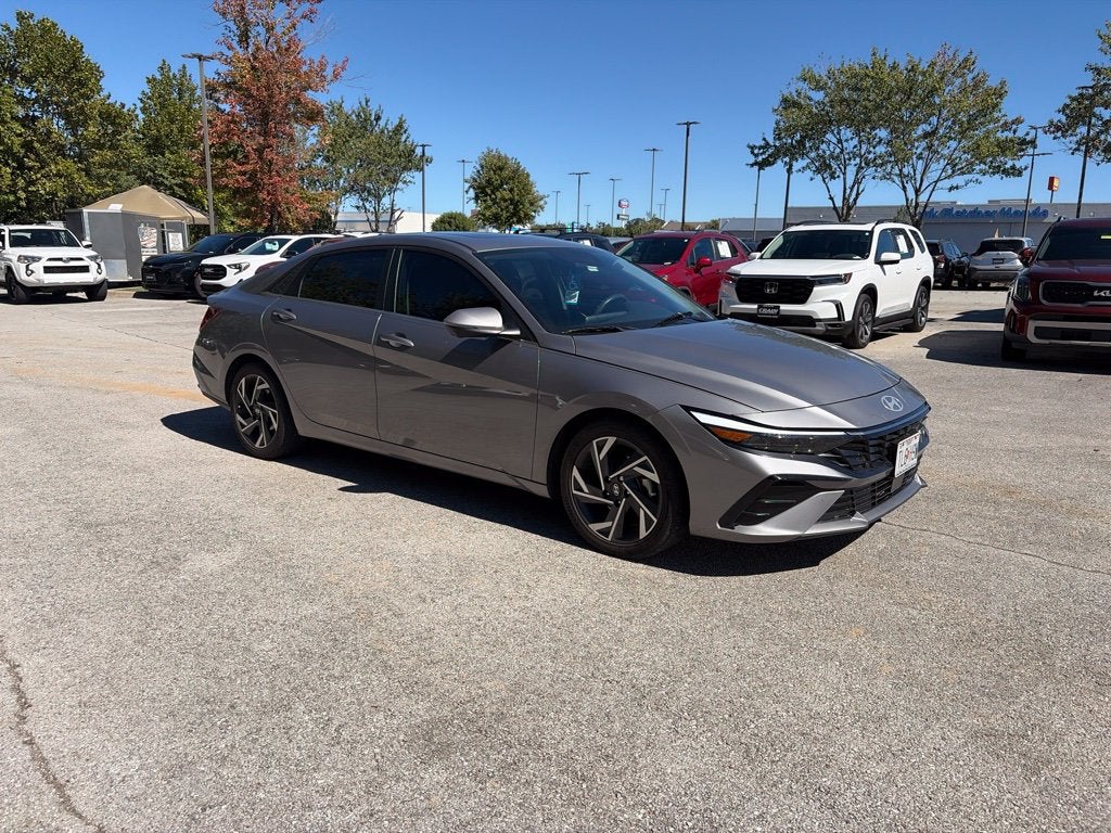 2024 Hyundai Elantra Limited - HYUNDAI CPO / CLEAN CARFAX / SUNROOF