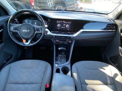 2022 Kia Niro LXS