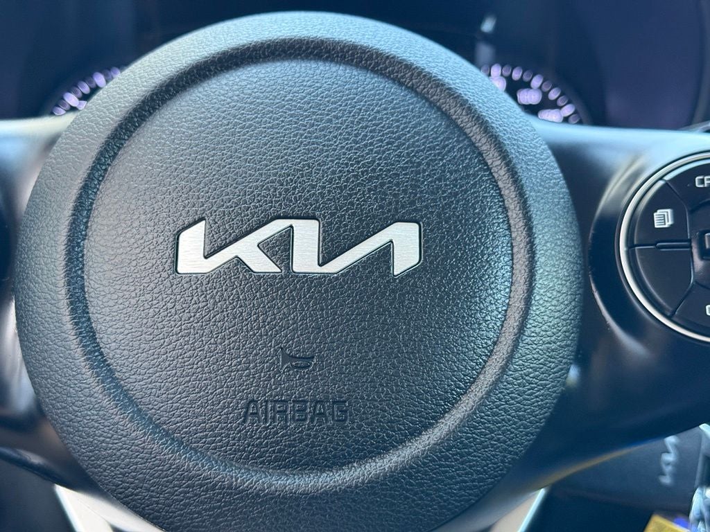 2022 Kia Soul LX - CLEAN CARFAX