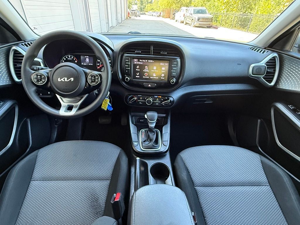 2022 Kia Soul LX - CLEAN CARFAX