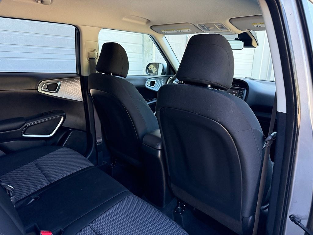 2022 Kia Soul LX - CLEAN CARFAX