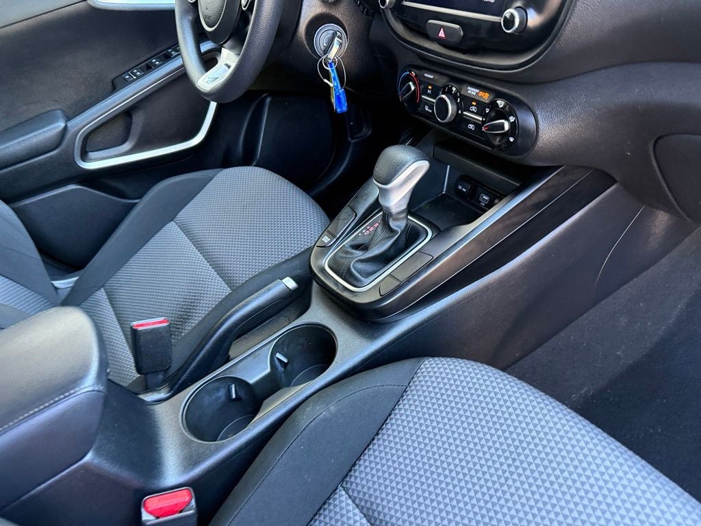 2022 Kia Soul LX - CLEAN CARFAX