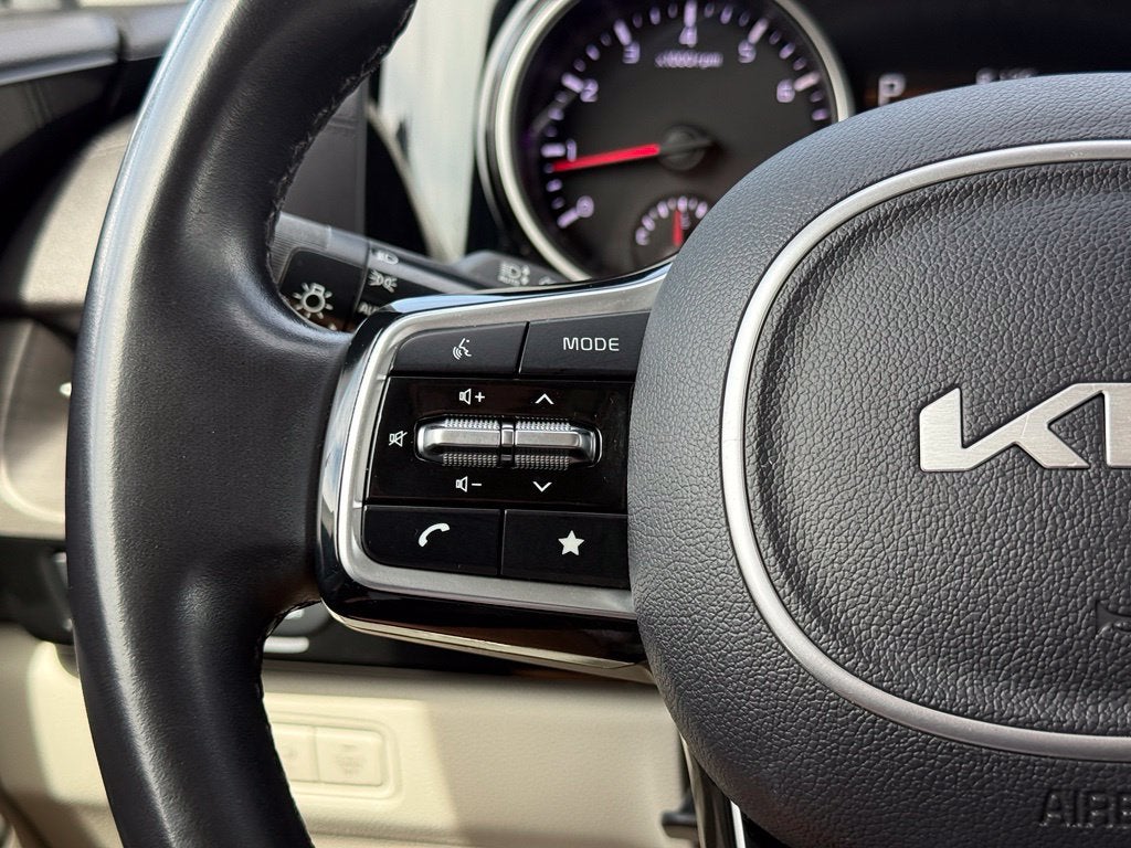 2022 Kia Carnival EX - CARFAX ONE OWNER