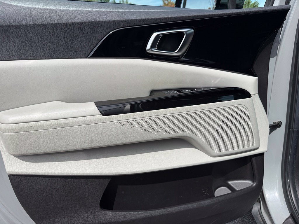 2022 Kia Carnival EX - CARFAX ONE OWNER