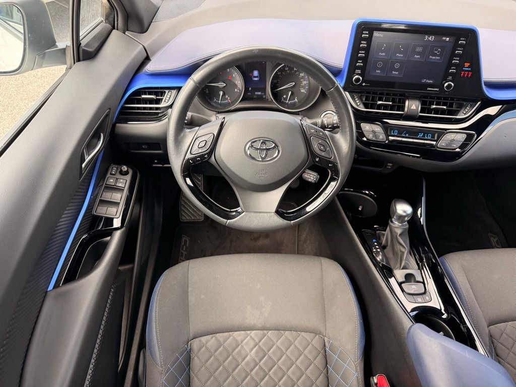 2021 Toyota C-HR XLE POWER LIFTGATE