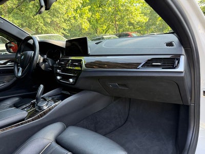 2018 BMW 5 Series 530e xDrive iPerformance