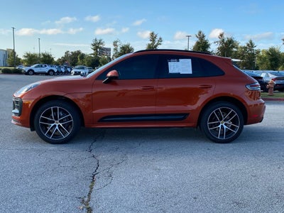 2022 Porsche Macan Base AWD / PANO ROOF / CLEAN CARFAX