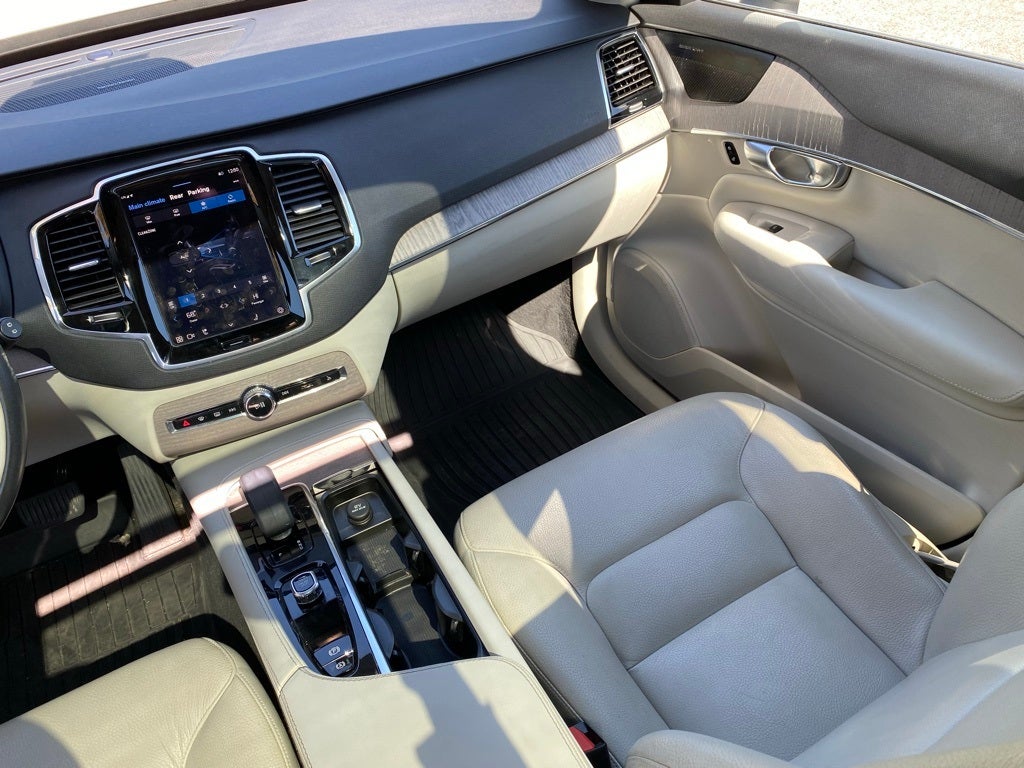 2023 Volvo XC90 Recharge Plug-In Hybrid T8 Plus Bright Theme 7 Passenger