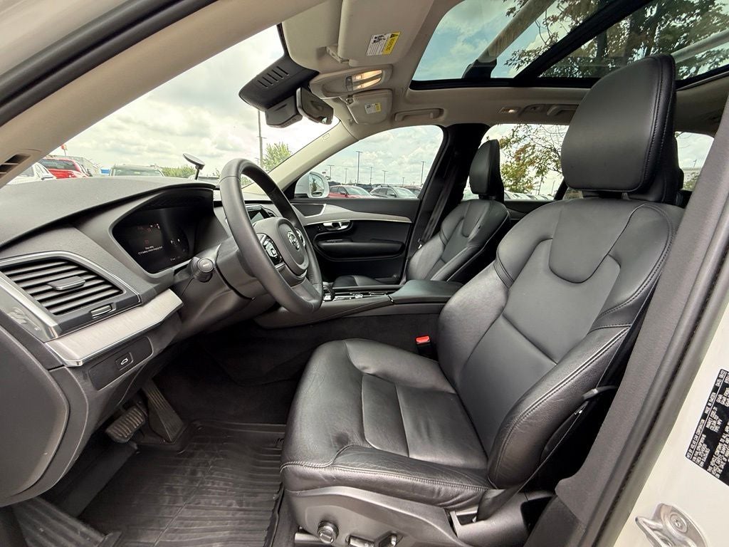 2023 Volvo XC90 B5 Core