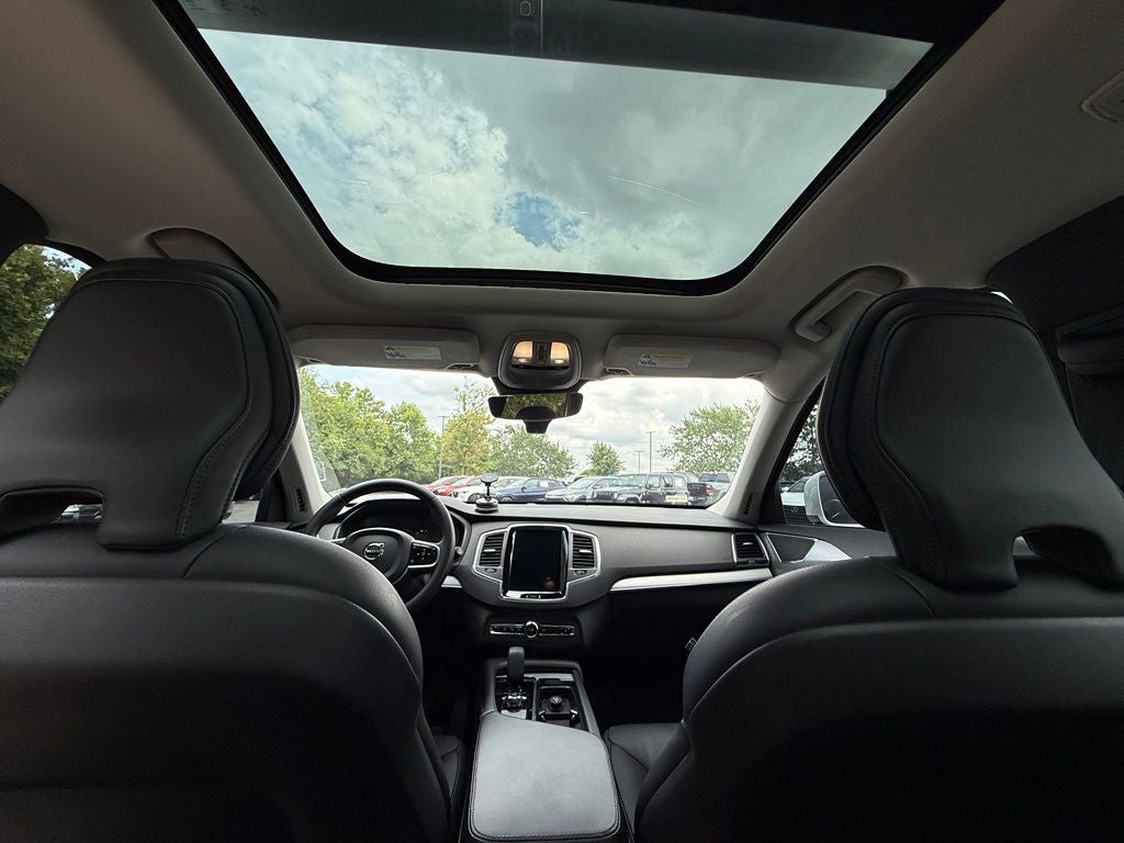 2023 Volvo XC90 B5 Core