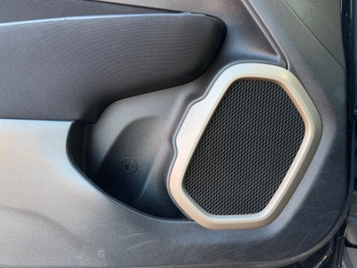 2017 Jeep Renegade Latitude SUPER CLEAN