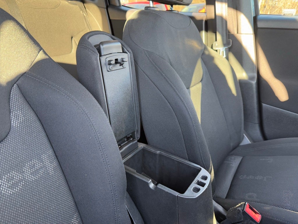 2017 Jeep Renegade Latitude SUPER CLEAN