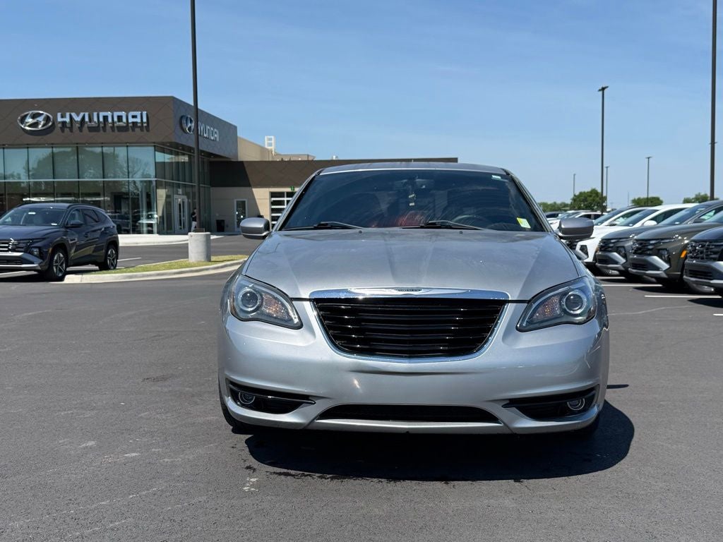2013 Chrysler 200 Touring