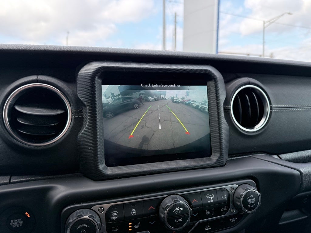 2021 Jeep Wrangler Unlimited Sahara 4xe retractable top