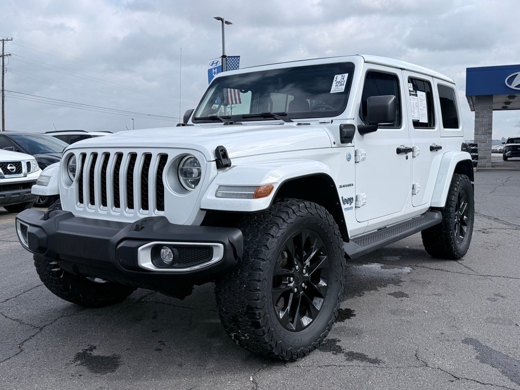 2021 Jeep Wrangler Unlimited Sahara 4xe retractable top