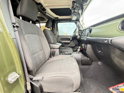 2022 Jeep Gladiator Sport