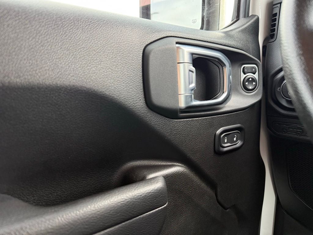 2025 Jeep Gladiator Nighthawk