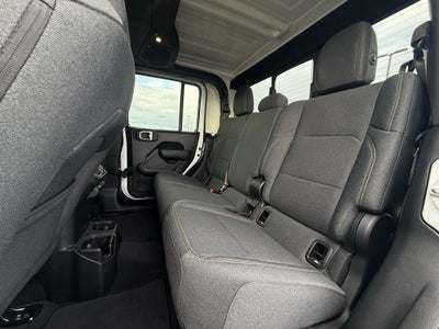 2025 Jeep Gladiator Nighthawk