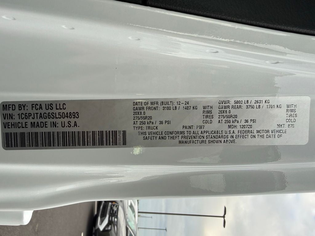 2025 Jeep Gladiator Nighthawk