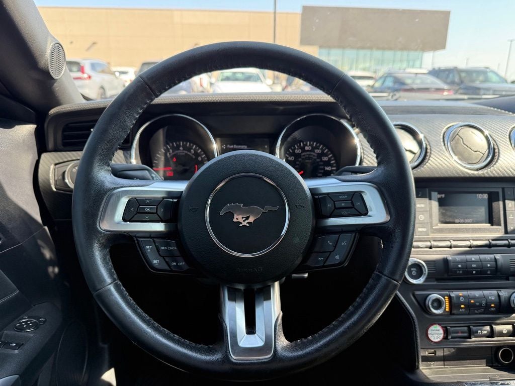 2017 Ford Mustang V6