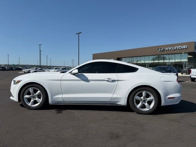 2017 Ford Mustang V6