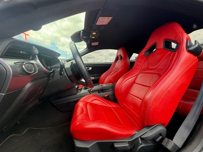 2022 Ford Mustang Mach 1