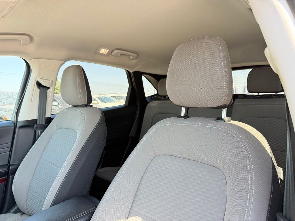 2022 Ford Escape Hybrid SE