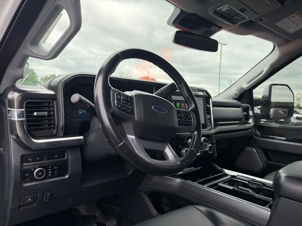 2023 Ford F-350SD Lariat