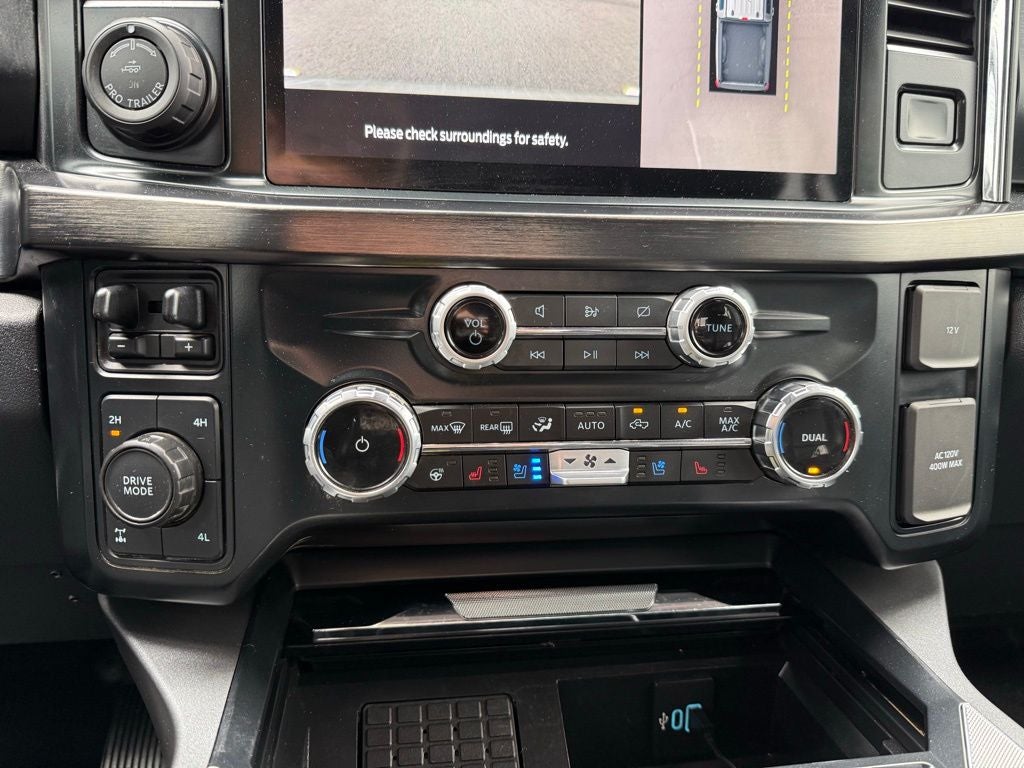 2023 Ford F-350SD Lariat