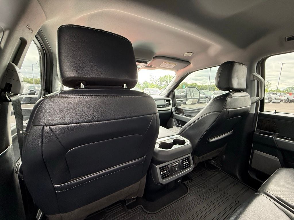 2023 Ford F-350SD Lariat