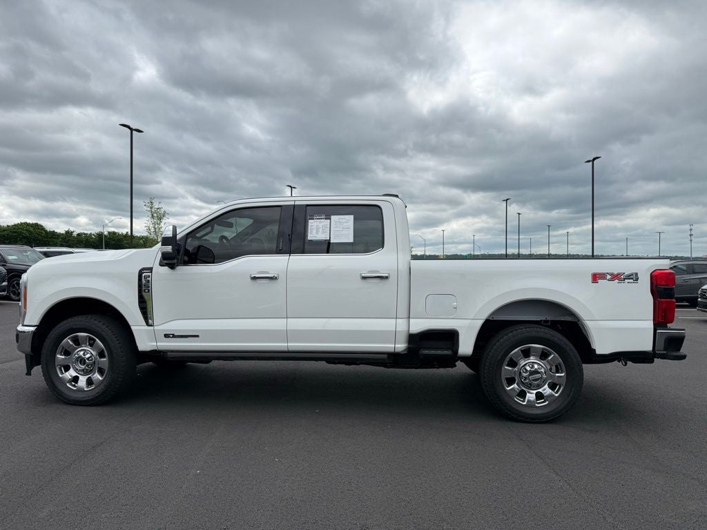 2023 Ford F-350SD Lariat