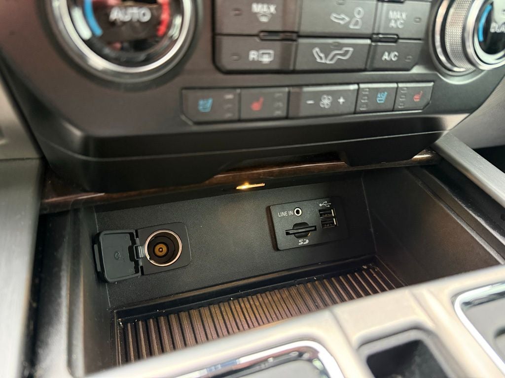 2015 Ford F-150 Platinum