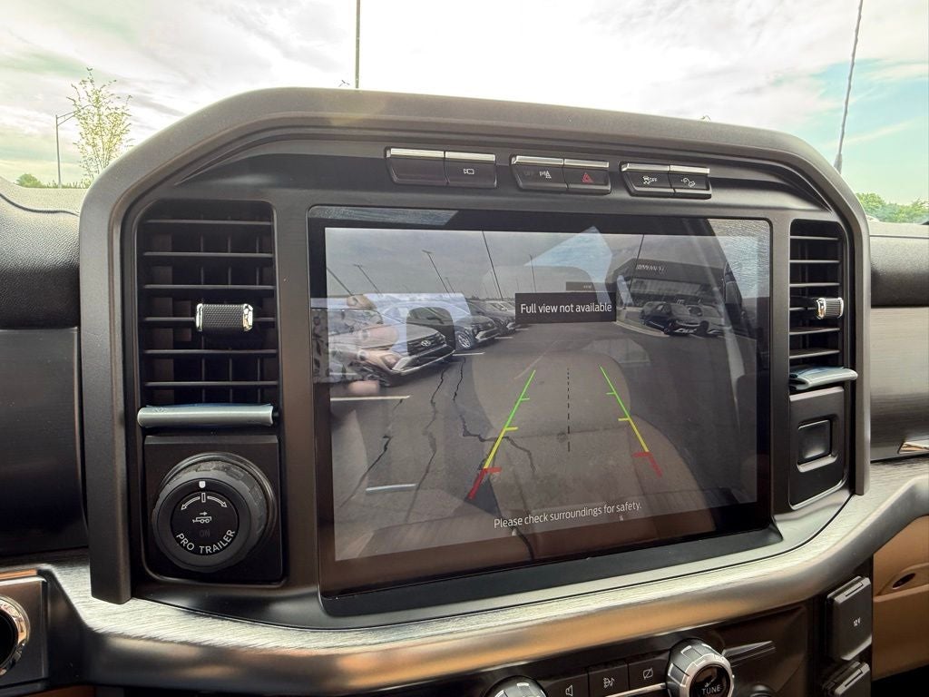 2022 Ford F-150 Lariat EQUIPMENT GROUP 502A